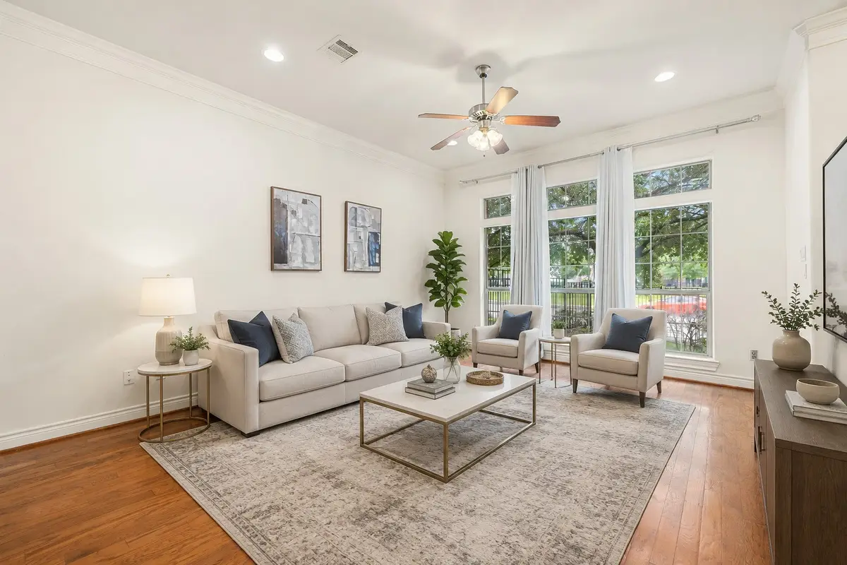 9036 Lakes At 610 Drive, Houston, TX 77054 - #1