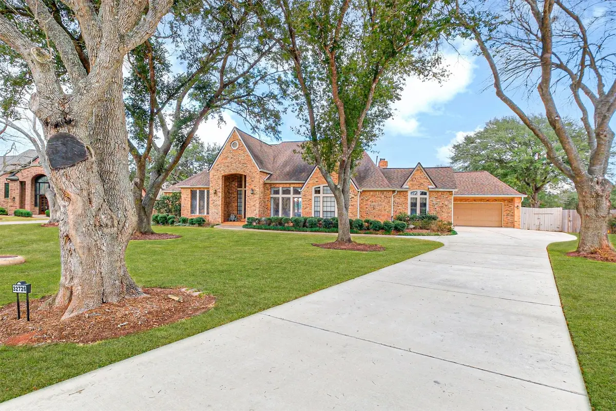 32726 Weybridge Street, Fulshear, TX 77441 - Image #1