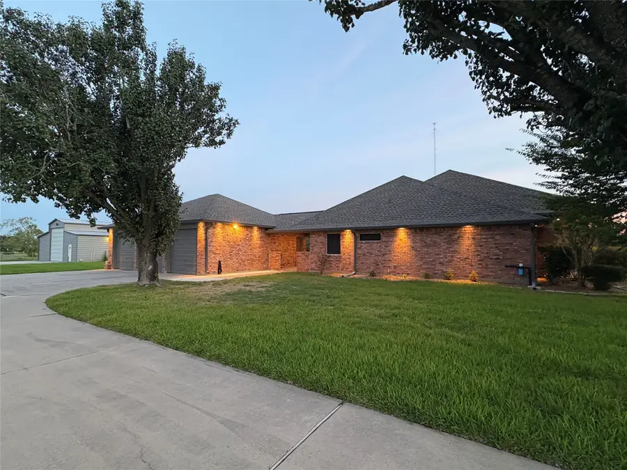 131 Happy Hollow Street, Alvin, TX 77511 - #3