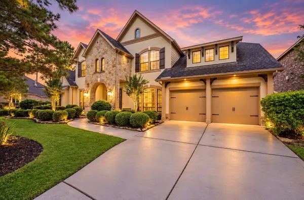 241 W Tupelo Green Circle, Spring, TX 77389