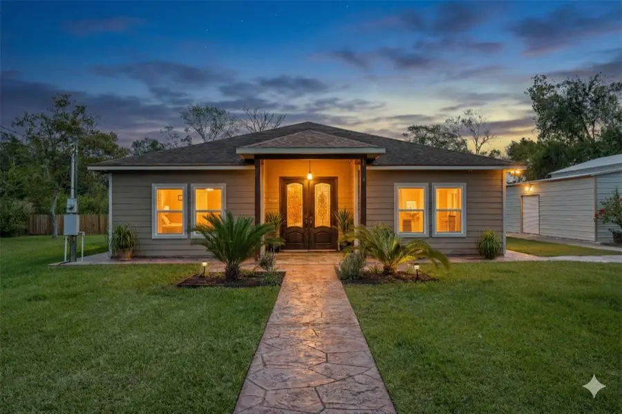 5811 Avenue G 1/2, Santa Fe, TX 77510 - #3