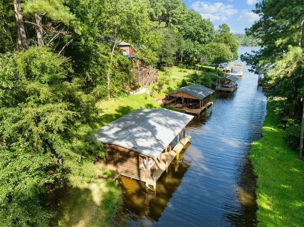 128 Lazy Lane Circle, Grapeland, TX 75844