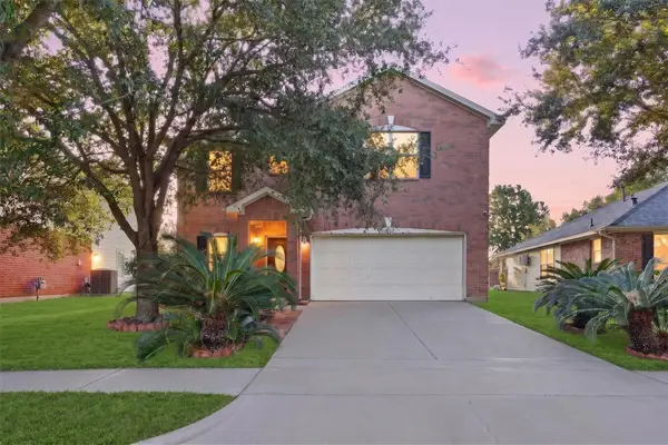 9002 Durham Manor Lane, Houston, TX 77075