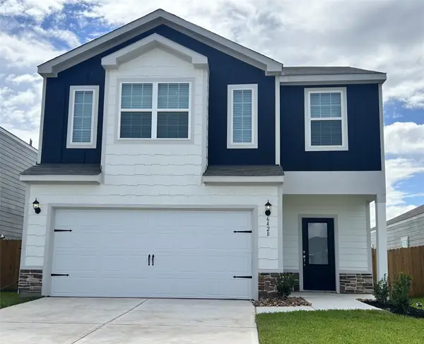 6428 Winter Elm Street, Houston, TX 77048