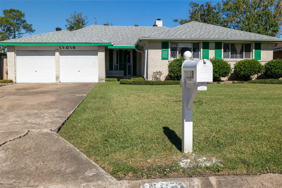 11018 Sharpview Drive, Houston, TX 77072 - Image #2