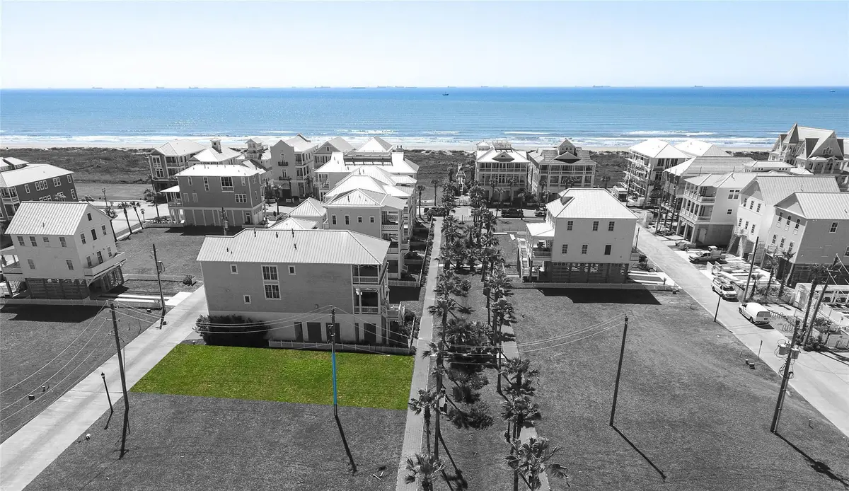 726 Beachtown Passage, Galveston, TX 77550 - #1