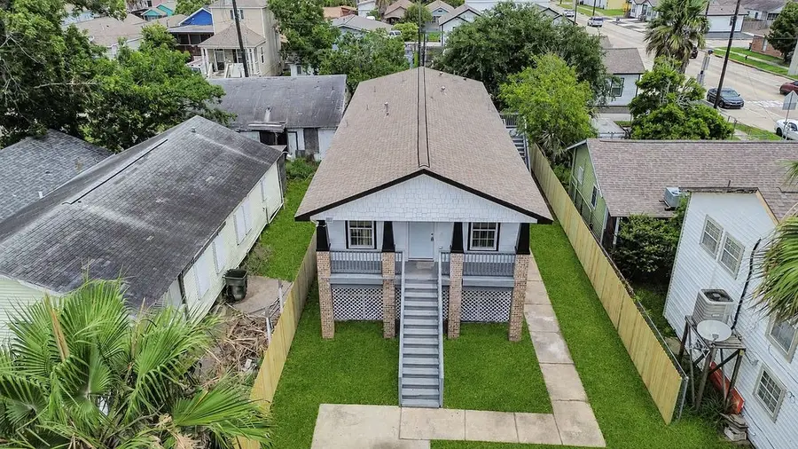5306 Avenue M 1/2, Galveston, TX 77551 - #2