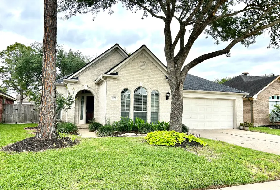 3603 Paigewood Drive, Pearland, TX 77584 - #2