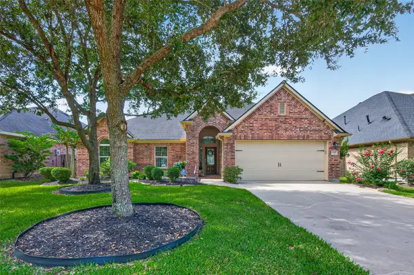 28427 Kinglet Pines Drive, Katy, TX 77494