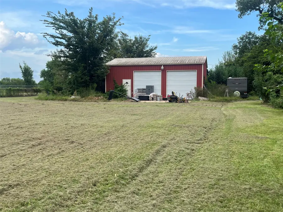 1103 Spur 28, Danbury, TX 77534 - Image #3