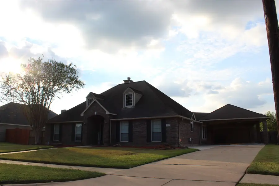 1107 Glenshannon Avenue, Friendswood, TX 77546 - #3