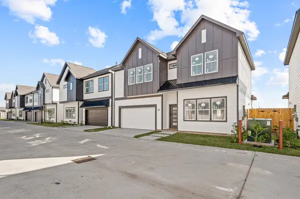 6702 Metro Boulevard #10, Houston, TX 77083