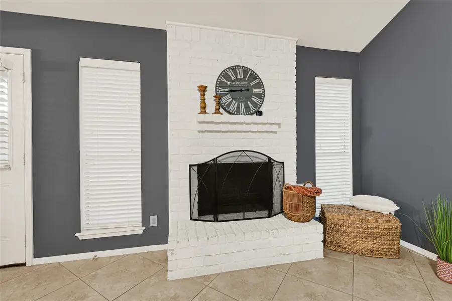 842 Walbrook Drive, Houston, TX 77062 - #3