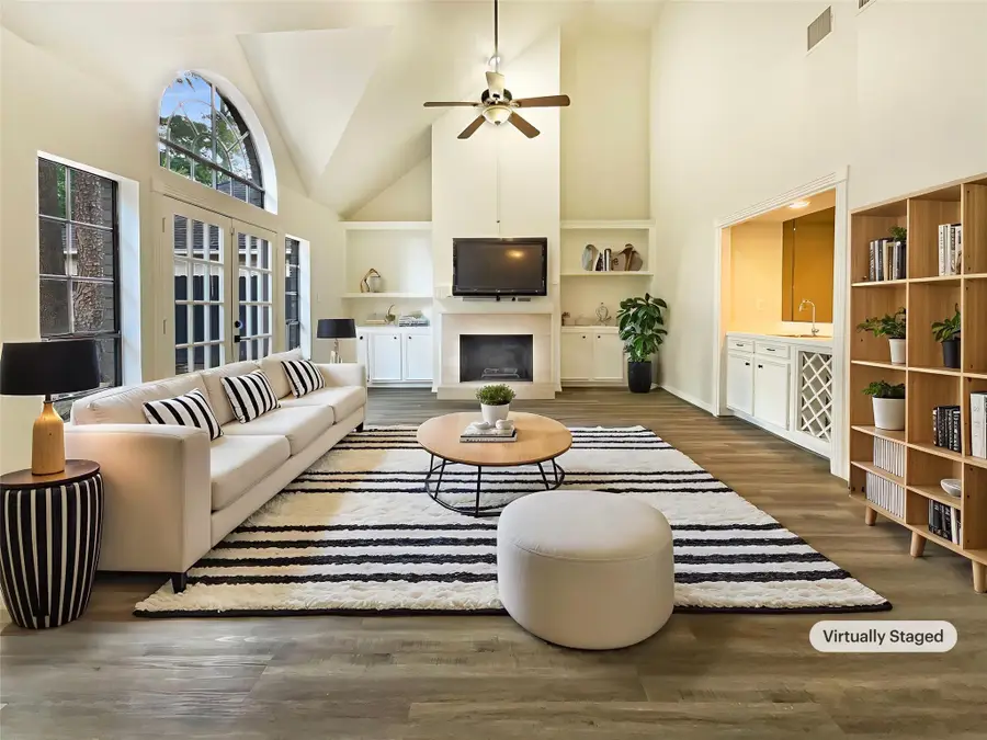 6906 Cherry Hills Road, Houston, TX 77069 - Image #2