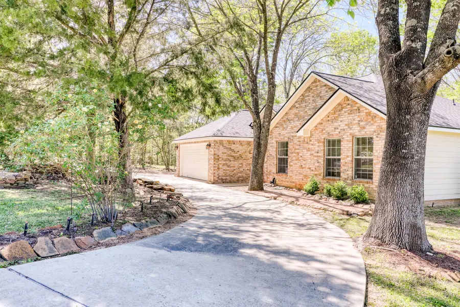 12111 N Ridgeway Drive, Willis, TX 77318 - #2