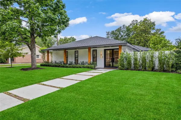 2506 Briarbrook Drive, Houston, TX 77042