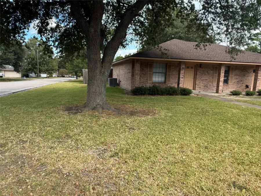 111 Pine Valley Street, Huntsville, TX 77320 - #2