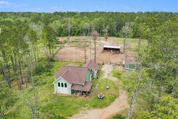 159 E Double Creek, Willis, TX 77378