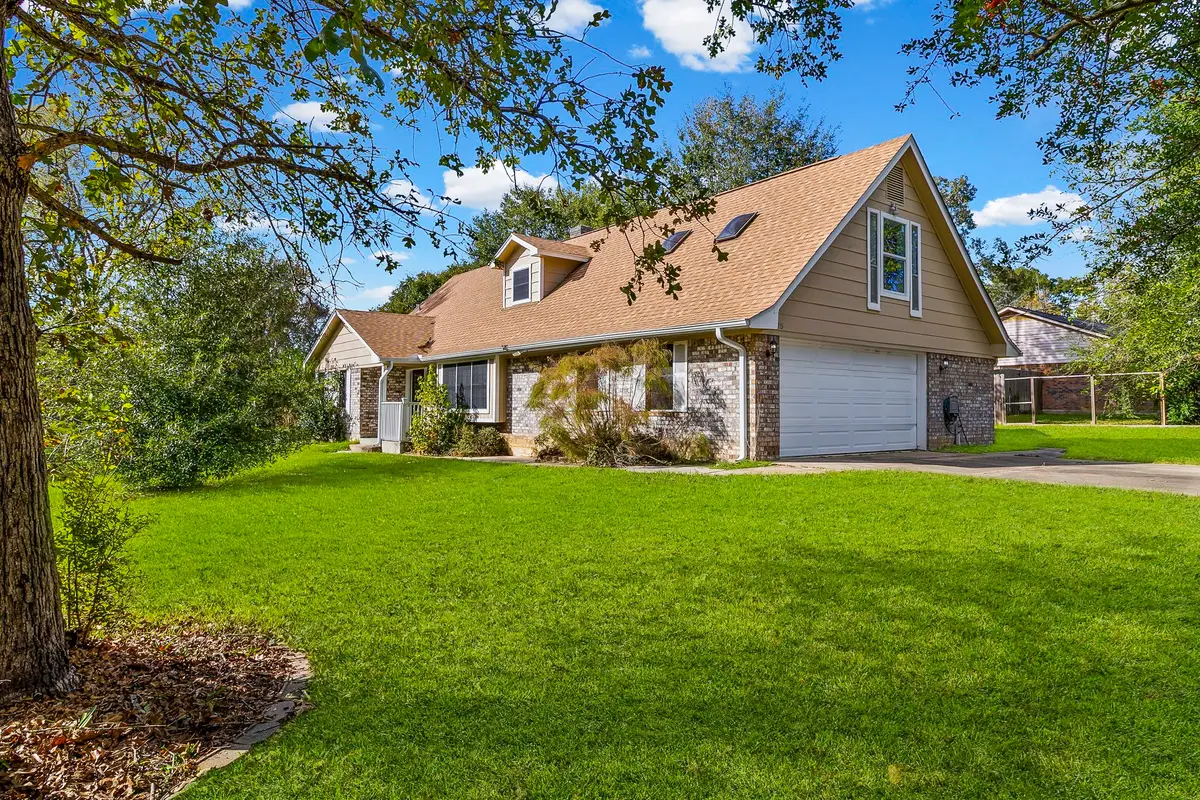 175 Greenwood Drive, Livingston, TX 77351 - Image #1