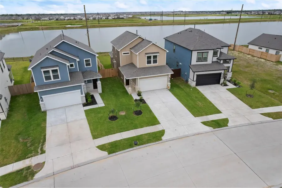 1222 Elsinore Drive, Rosharon, TX 77583 - Image #2