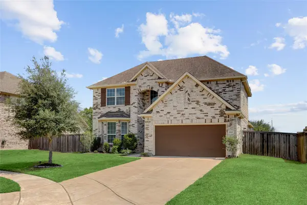 1769 Hickory Place, Pearland, TX 77581