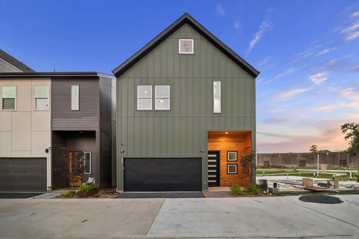 3902 Zina Way, Houston, TX 77018 - Image #1