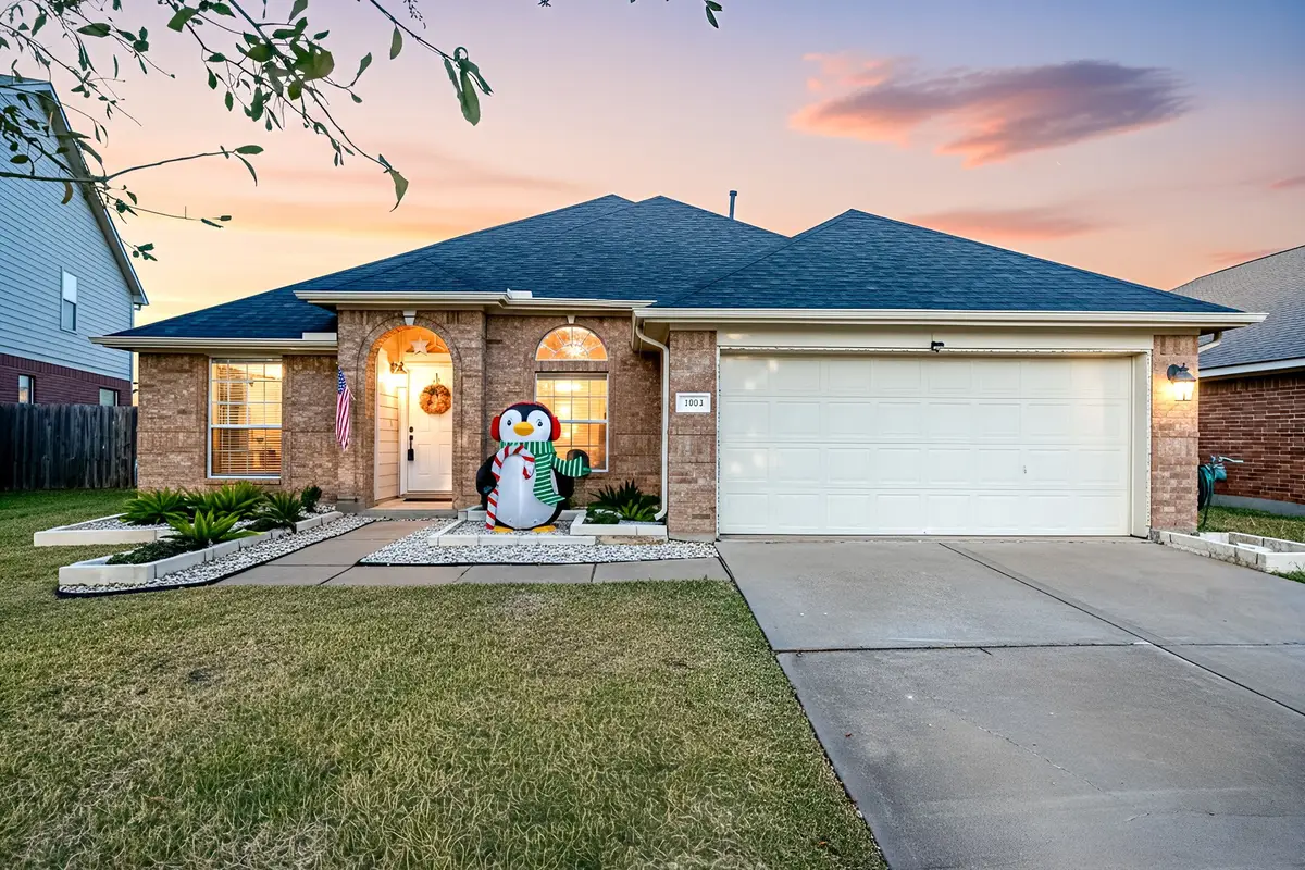 1903 Lantana Spring Lane, Pearland, TX 77581 - Image #1