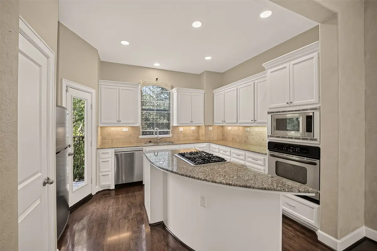 546 Bomar Street, Houston, TX 77006 - #1