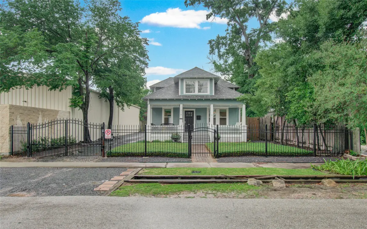 718 W 17th Street, Houston, TX 77008 - #1