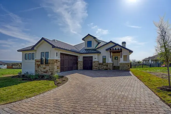 1824 Art Adams Way, Spicewood, TX 78669