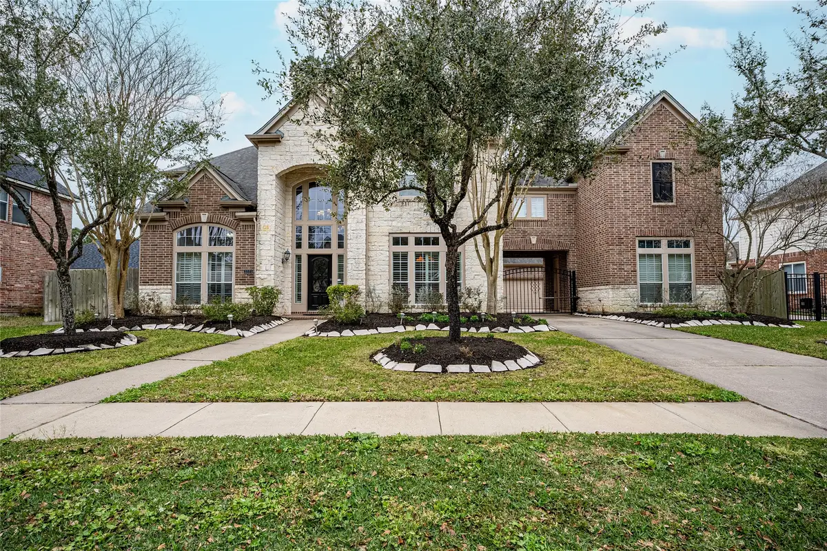 3221 Duchess Park Lane, Friendswood, TX 77546 - Image #1