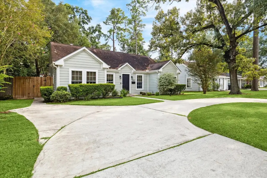 1063 W 43rd Street, Houston, TX 77018 - #2