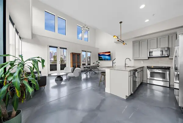 2323 Polk St Street #306, Houston, TX 77003