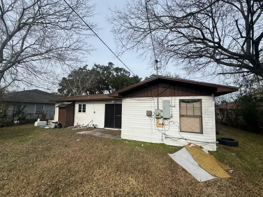 1805 Vermont Street, Baytown, TX 77520 - Image #2