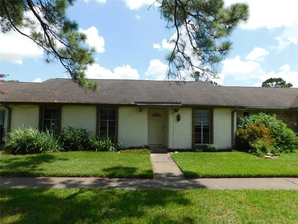 3980 Laura Leigh Drive, Friendswood, TX 77546