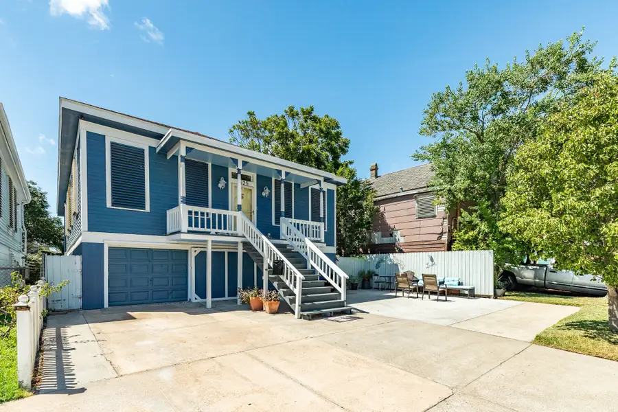 1625 Avenue M 1/2, Galveston, TX 77550 - #2