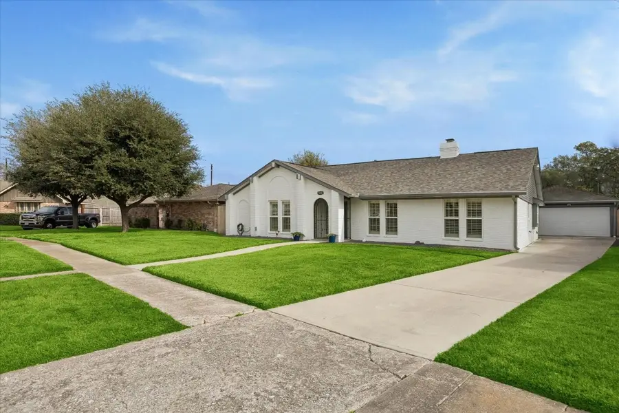 5422 Golf Drive, Houston, TX 77091 - #2