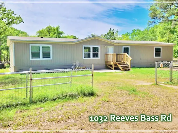1032 Reeves Road, Garwood, TX 77442