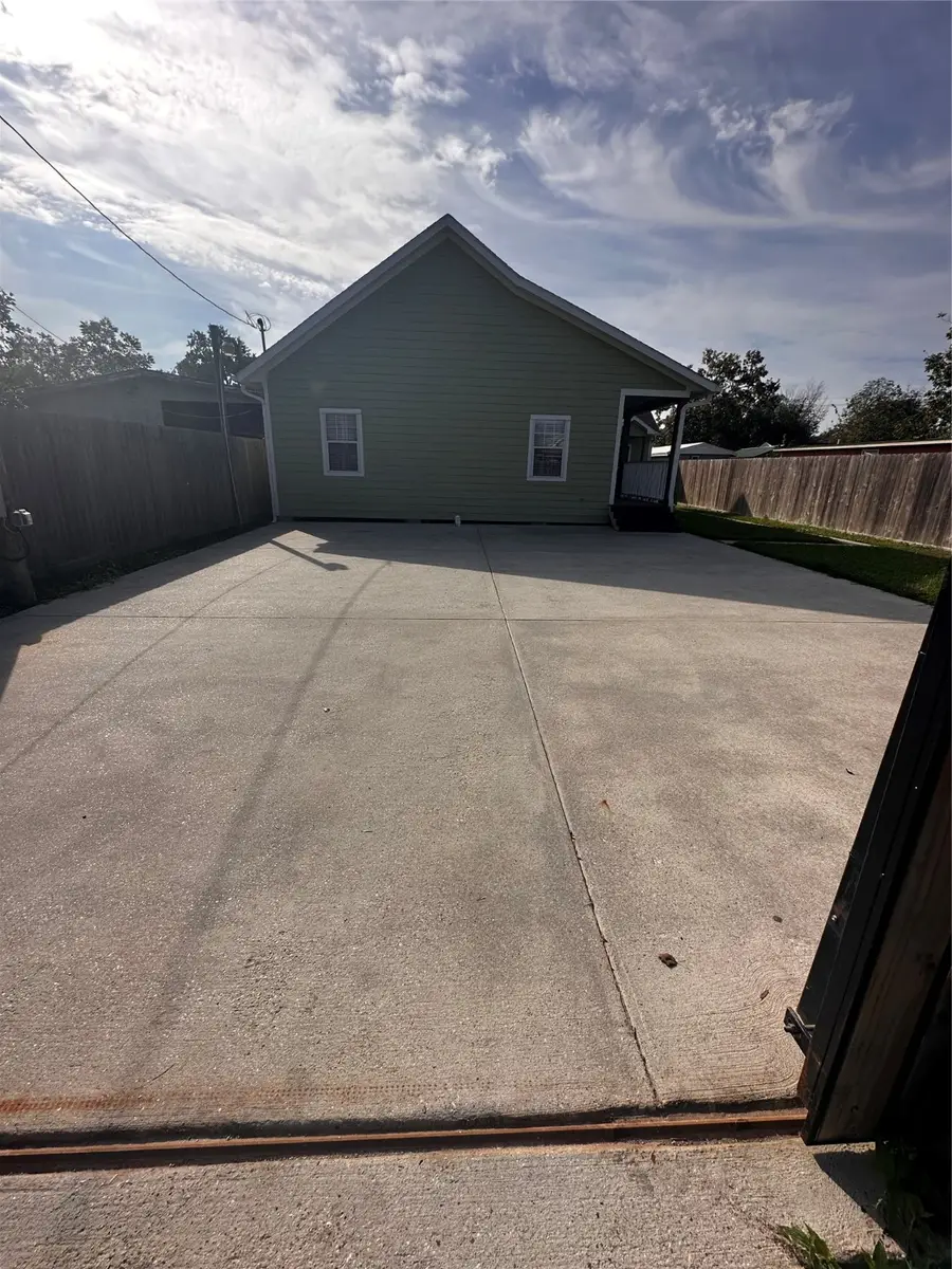 14434 Hillsboro Street, Houston, TX 77015 - Image #2