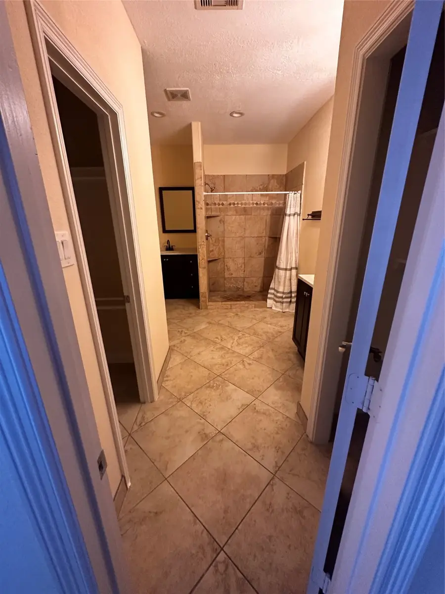 14434 Hillsboro Street, Houston, TX 77015 - Image #3