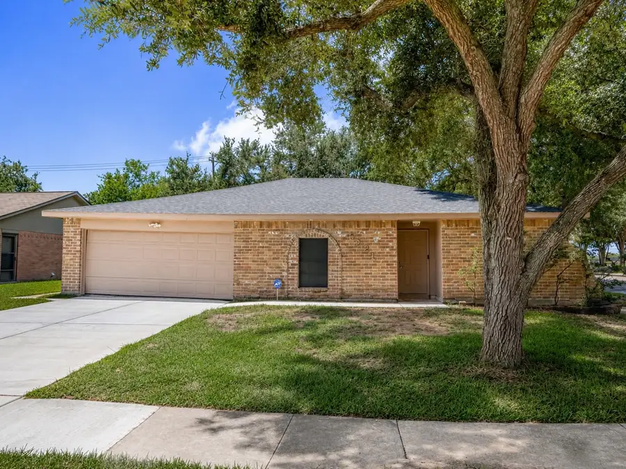 6221 Silver Leaf Drive, League City, TX 77573 - #2