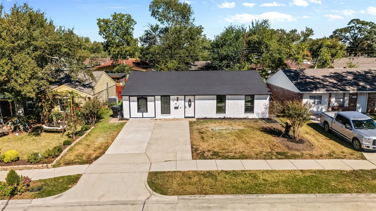 4014 Heatherbloom Drive, Houston, TX 77045 - Image #1