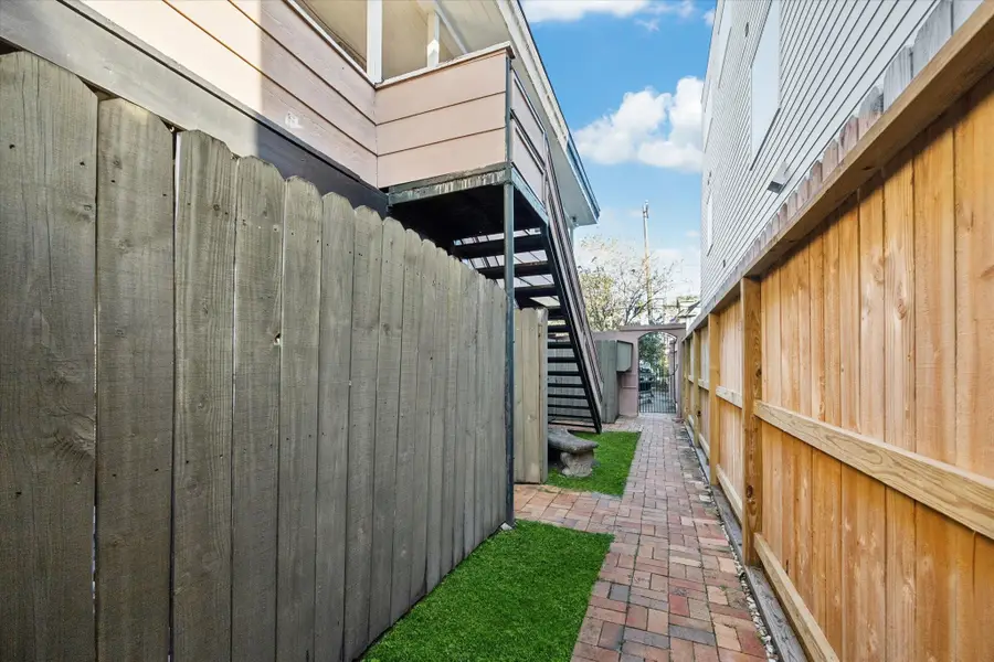 2414 Morse Street, Houston, TX 77019 - Image #2