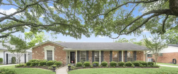 10715 Chevy Chase Drive, Houston, TX 77042