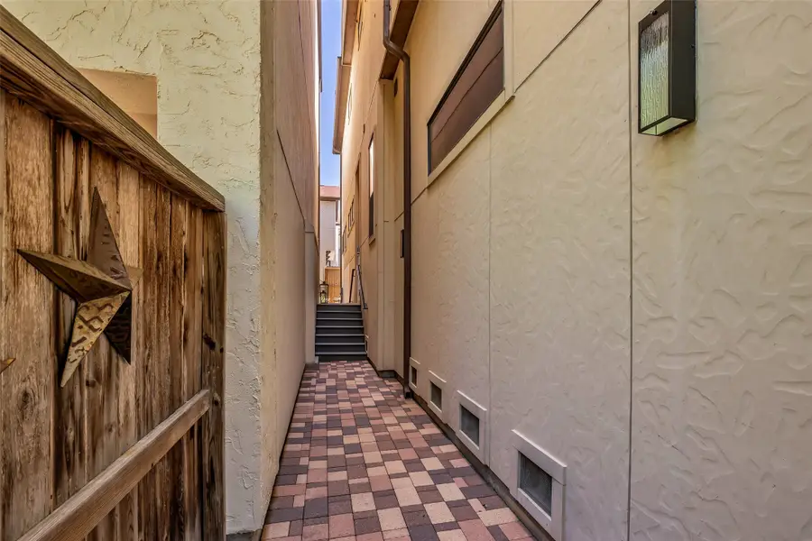 1819 W 24th Street, Houston, TX 77008 - #3