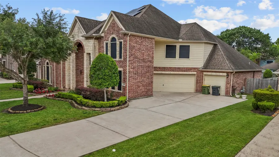 2306 Scarlatti Drive, Pearland, TX 77581 - Image #2
