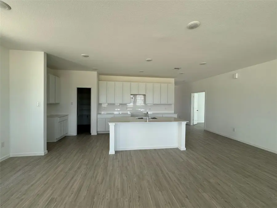 9235 Alaska Shores Drive, Baytown, TX 77521 - #2