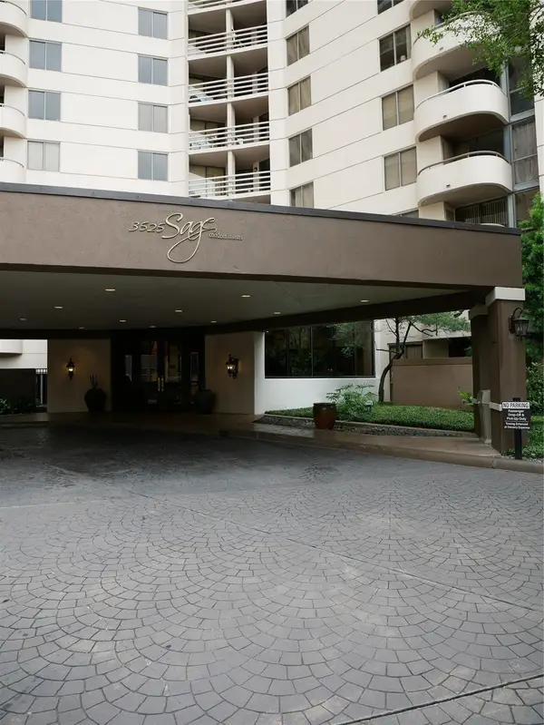 3525 Sage Road #1001, Houston, TX 77056
