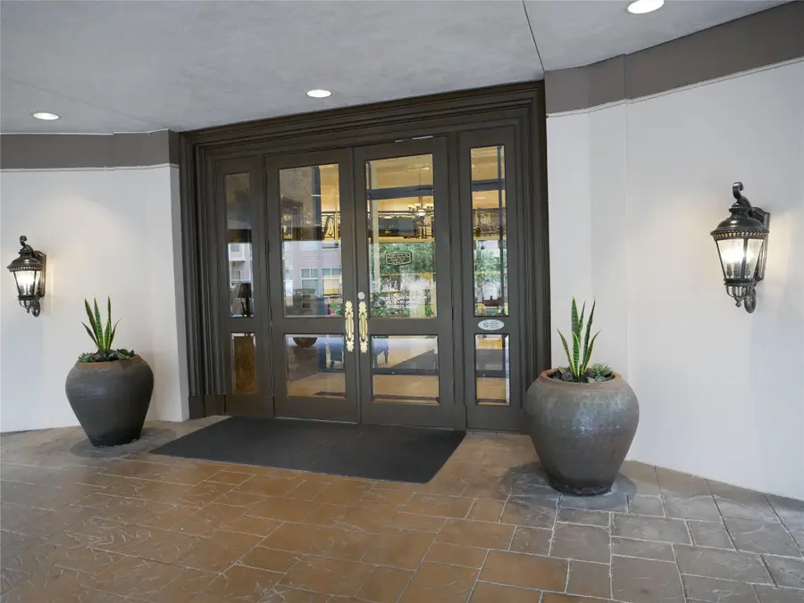 3525 Sage Road #1001, Houston, TX 77056 - #2