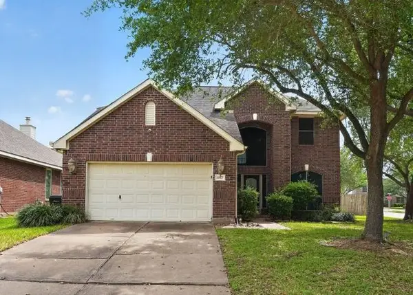 11527 Whittier Bridge Lane, Sugar Land, TX 77498